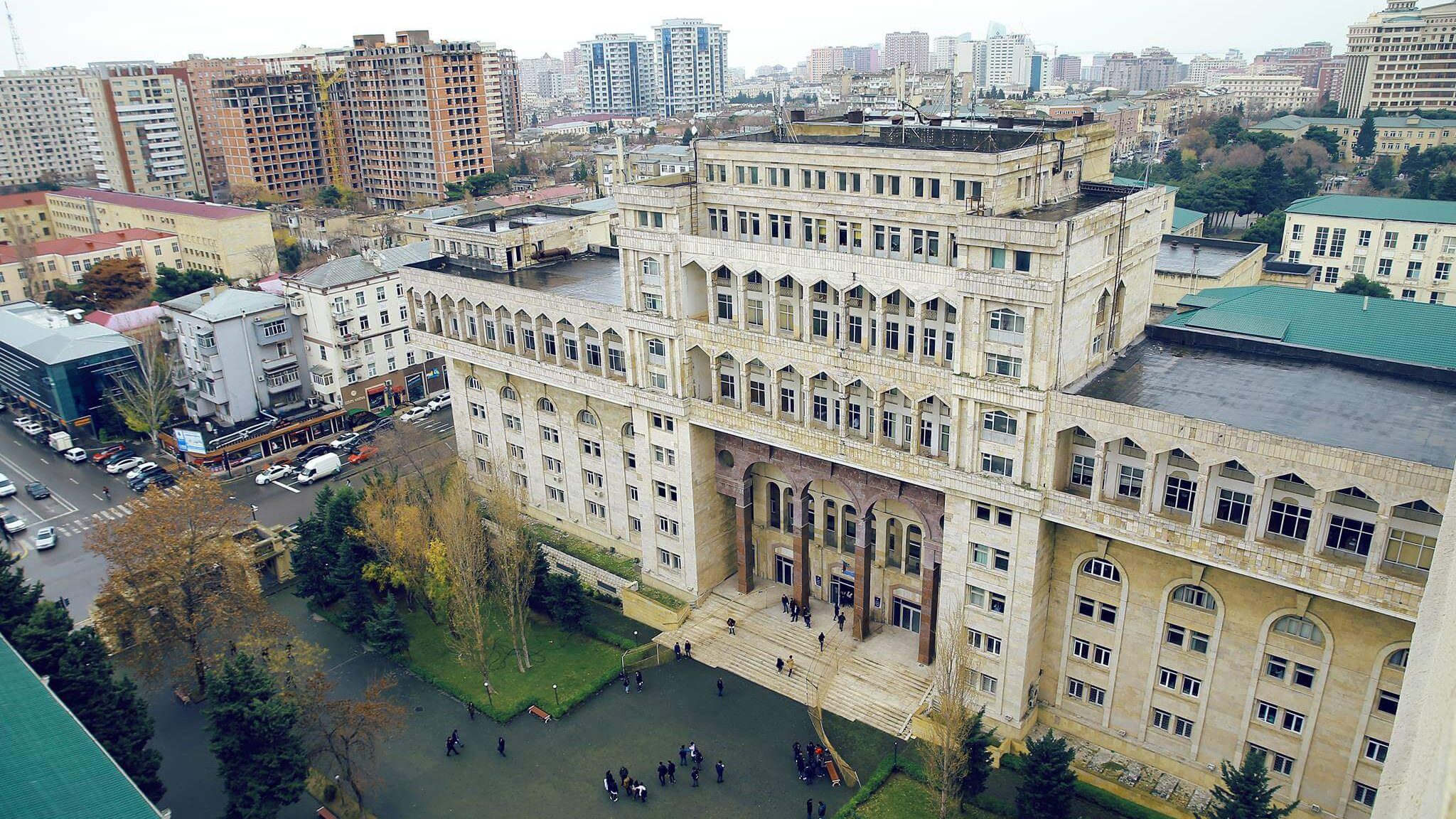 azerbeycan-eczacilik-ozel-universiteleri
