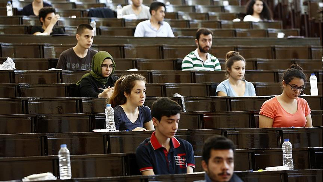 azerbaycan-sinavsiz-universite-hukuk