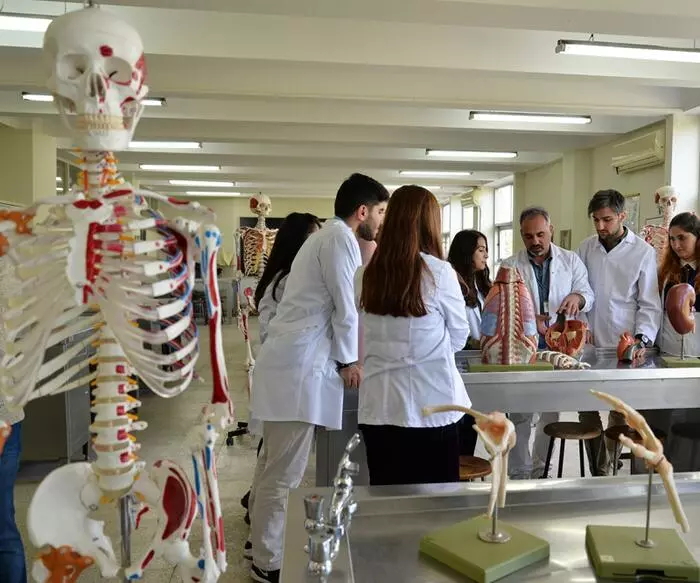 azerbaycan-tip-universitesi-tip-fakultesi