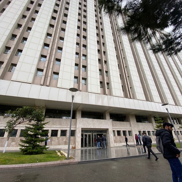 baku-devlet-universitesi-baku-azerbaycan