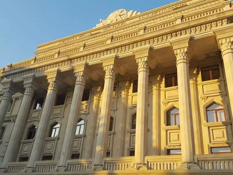 azerbaycan-baku-mimarlik-ve-insaat-universitesi
