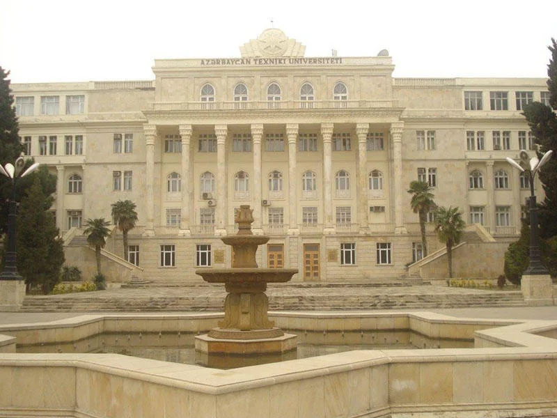 azerbaycan-tip-universitesi-hakkinda
