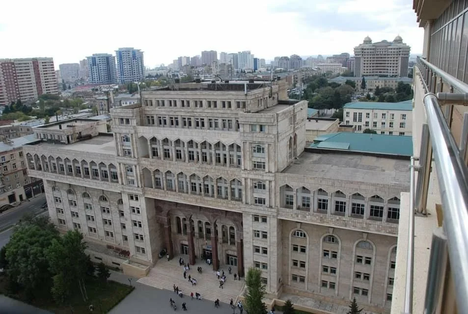 baku azerbaycan tıp universitesi