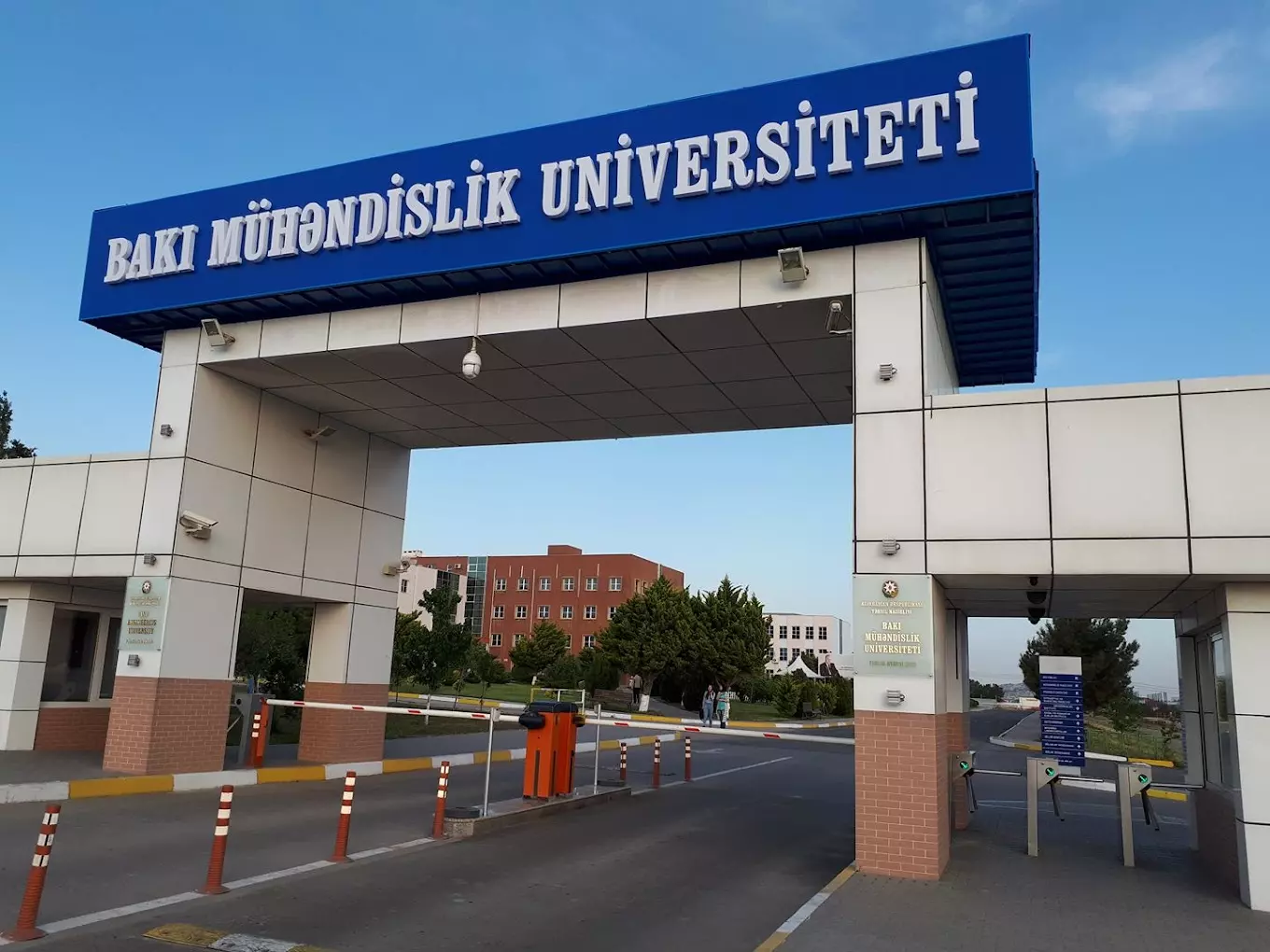 azerbaycan-da-muhendislik-bolumleri