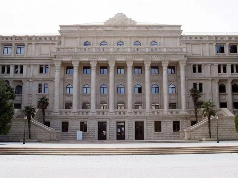 yurtdisi-azerbaycan-universite-fiyatlari-2025